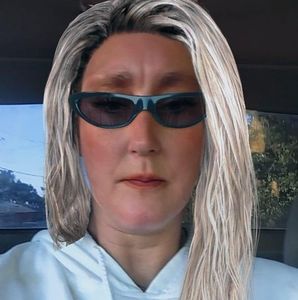 Meet your Posher, Lynette